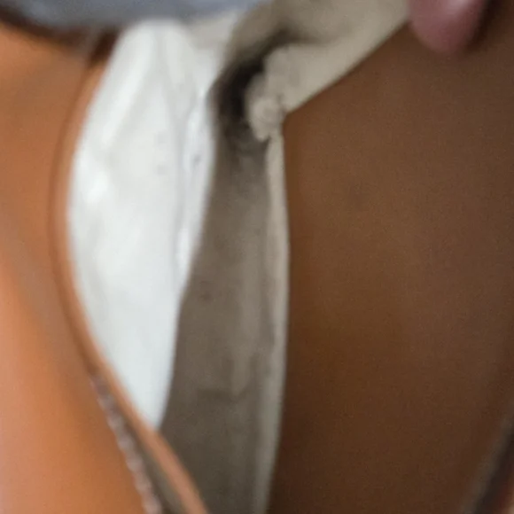 Tory Burch Cuoio Miller Tan Crossbody Bag with Replaced Patterned Strap - Picture 9 of 16